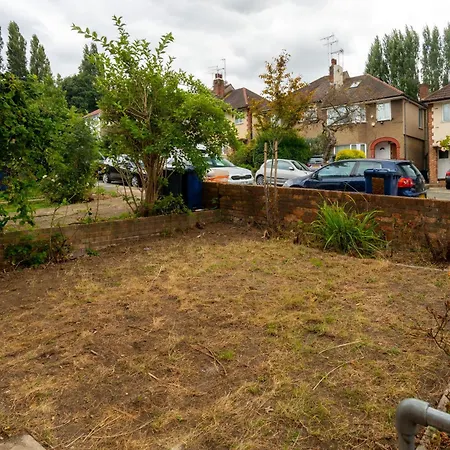 2 Bed, Wembley, Ealing, London Apartment Exterior photo