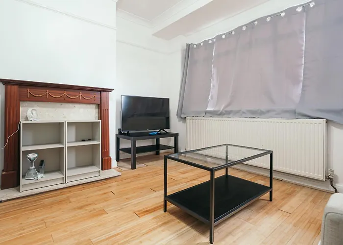 2 Bed, Wembley, Ealing, London